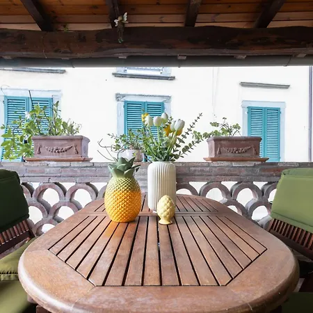 Divina Terrazza In Center Town Apartamento *