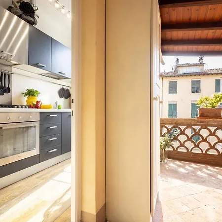 Divina Terrazza In Center Town Apartamento Lucca